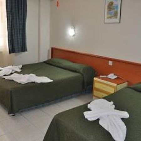 Moonlight Hotel 阿拉尼亚 外观 照片