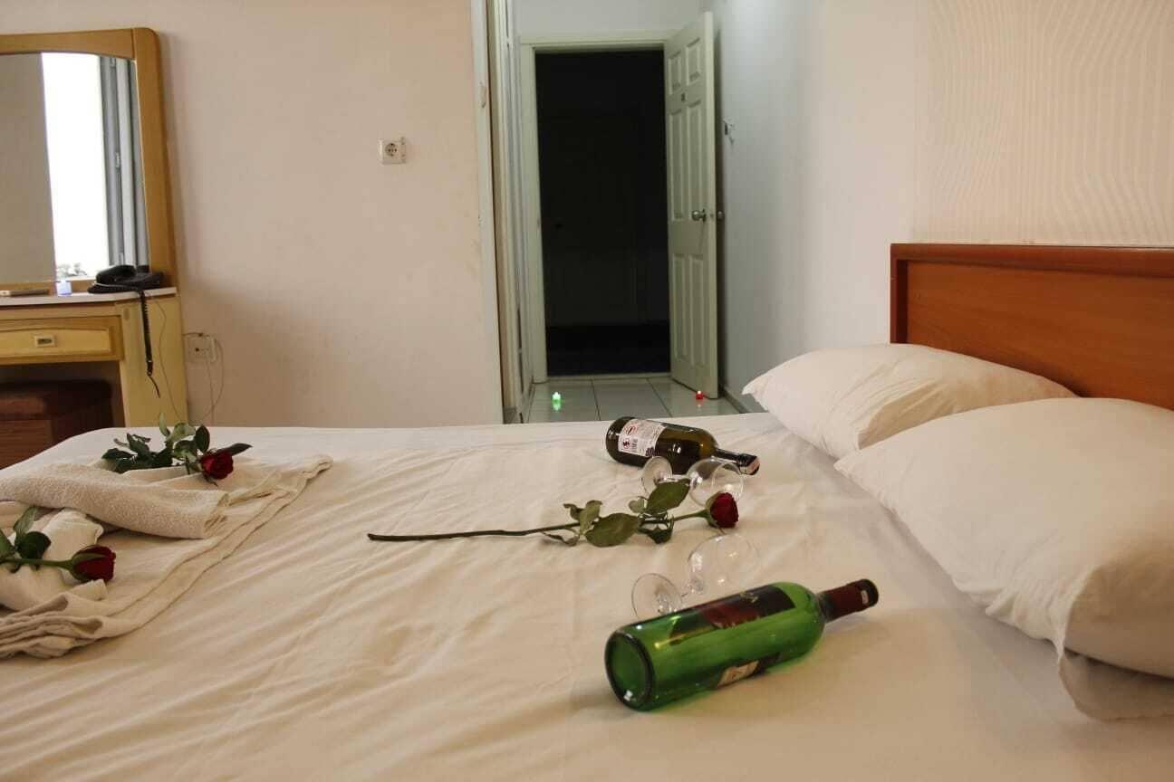Moonlight Hotel 阿拉尼亚 外观 照片