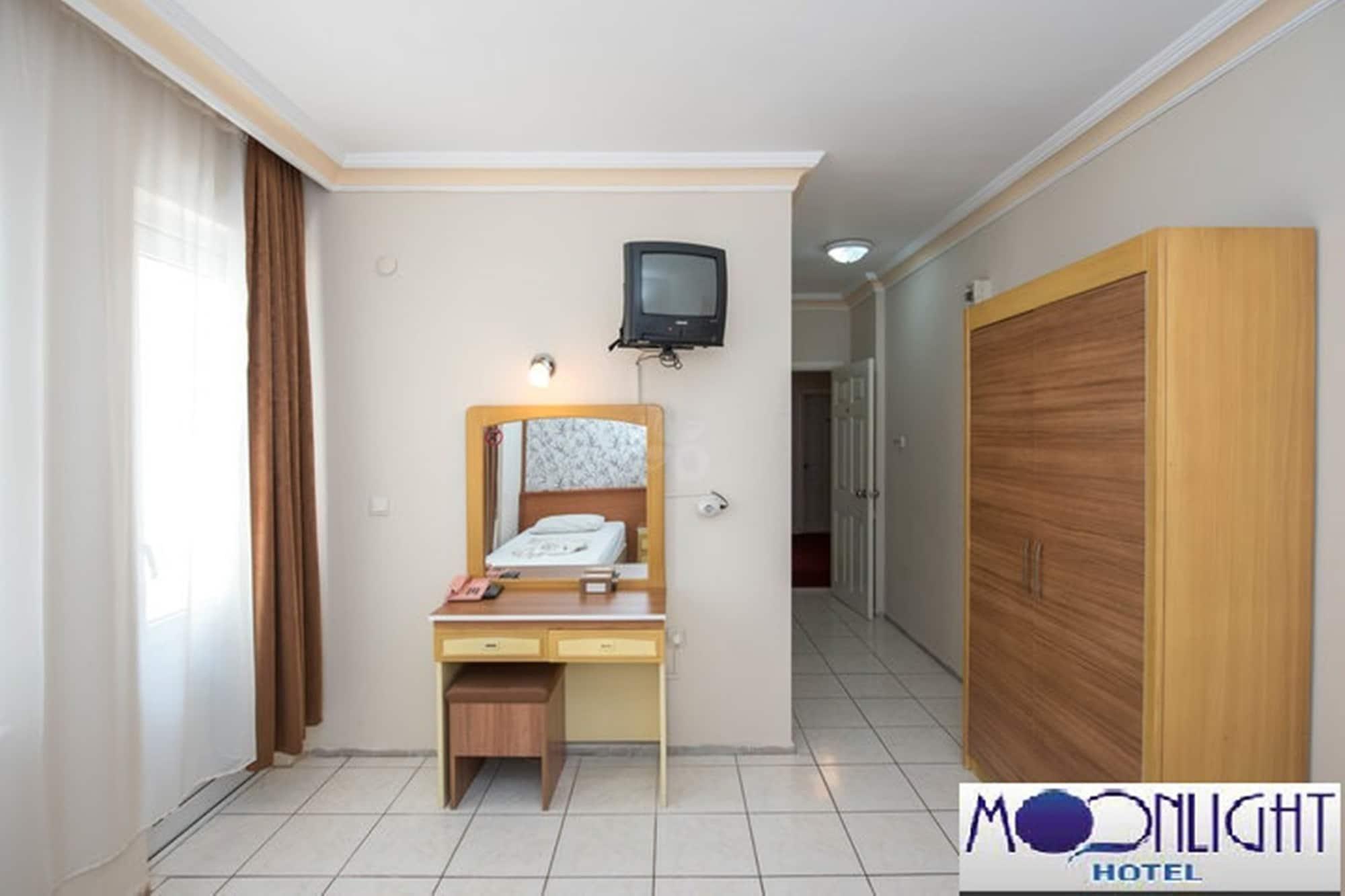 Moonlight Hotel 阿拉尼亚 外观 照片