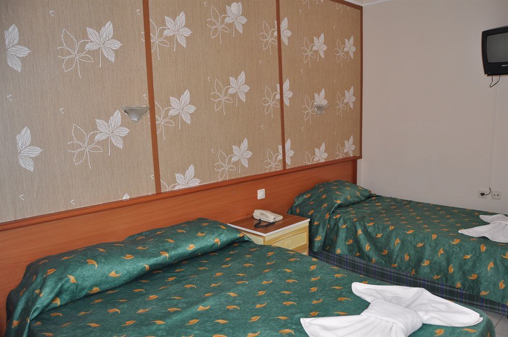 Moonlight Hotel 阿拉尼亚 外观 照片